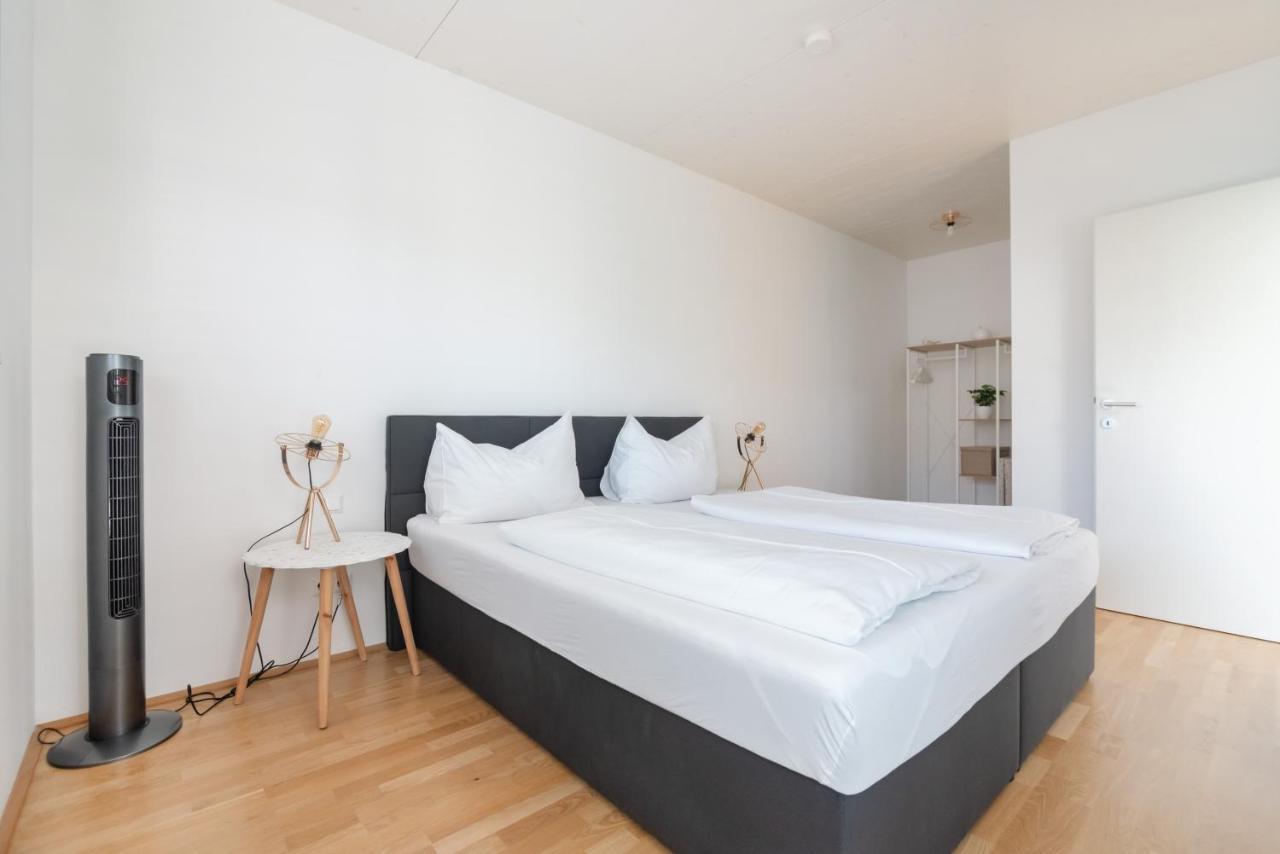 Helles, Neues Dg Apartment Mit Blick Zum Donauturm 维也纳 外观 照片