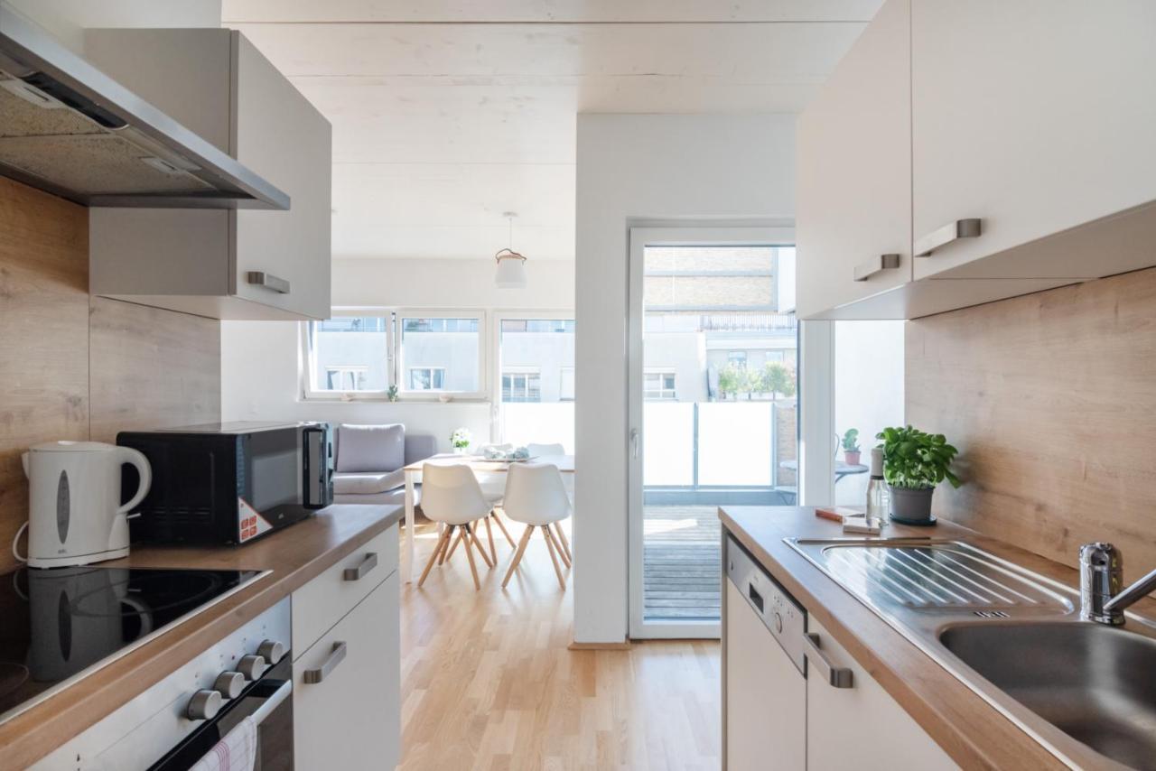 Helles, Neues Dg Apartment Mit Blick Zum Donauturm 维也纳 外观 照片