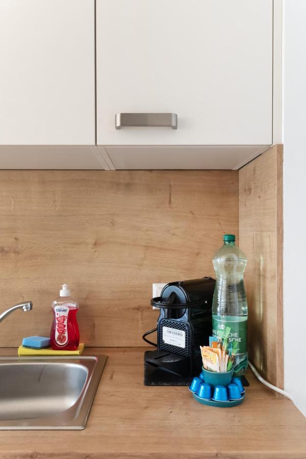 Helles, Neues Dg Apartment Mit Blick Zum Donauturm 维也纳 外观 照片